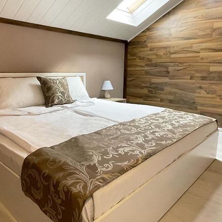 Апартхотел Конниците Aparthotel Veliko Tarnovo Luaran gambar
