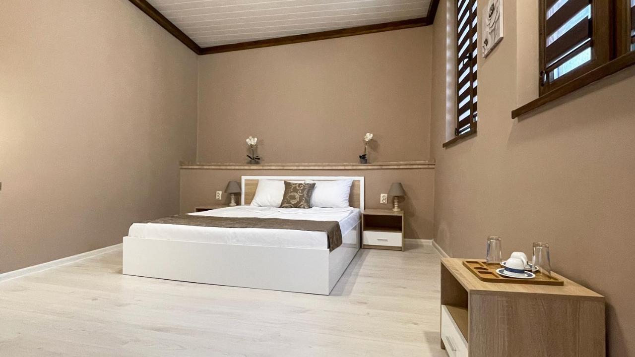 Апартхотел Конниците Aparthotel Veliko Tarnovo Luaran gambar