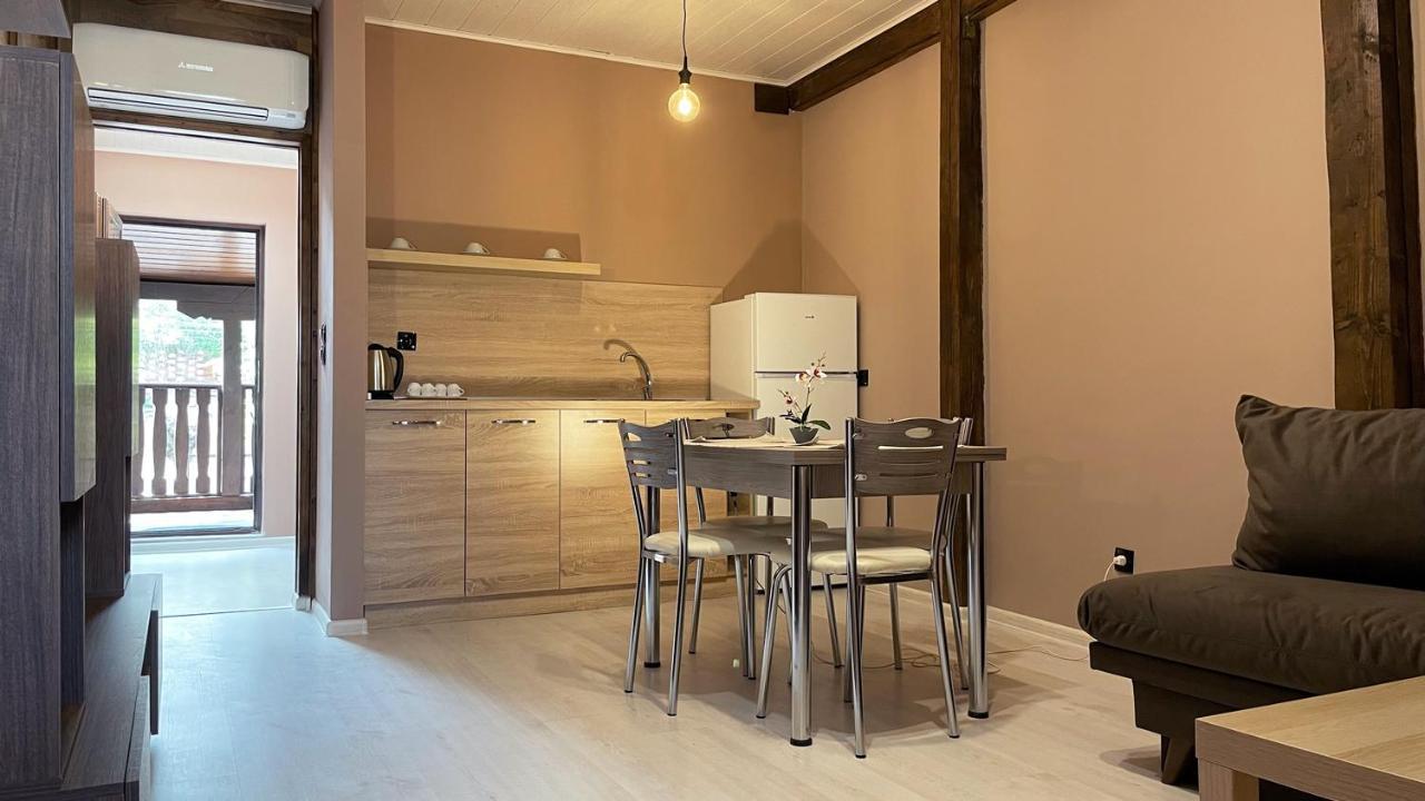 Апартхотел Конниците Aparthotel Veliko Tarnovo Luaran gambar
