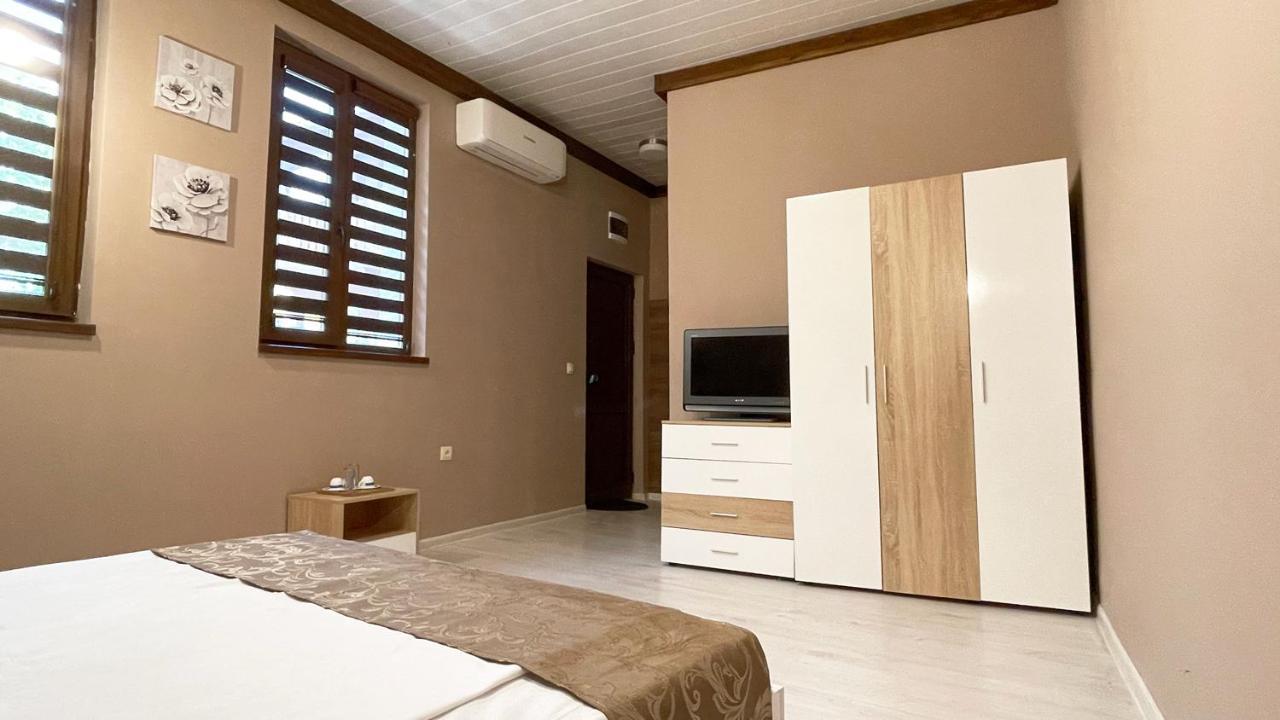 Апартхотел Конниците Aparthotel Veliko Tarnovo Luaran gambar